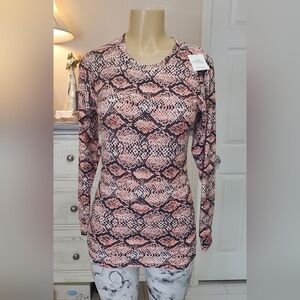 Sexy Basics Women's Pink Snake Print Top Size L
